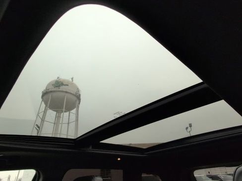 Used 2021 Jeep Grand Cherokee Limited w/ Luxury Group II image 26