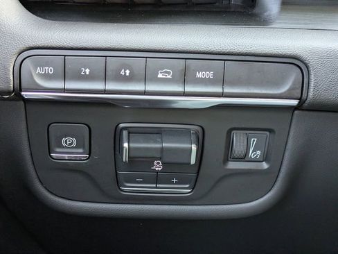 Certified 2024 Cadillac Escalade Sport w/ LPO, ONYX Package AWD/4WD image 26