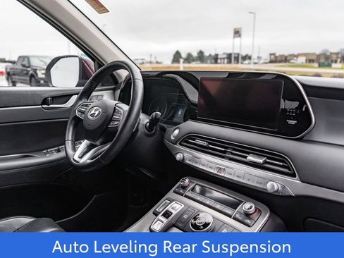 Used 2022 Hyundai Palisade SEL w/ 8P Bench Seat Package AWD/4WD image 12