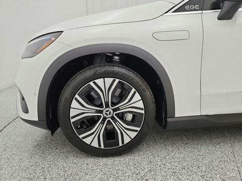 Certified 2026 Mercedes-Benz EQE 320+ SUV image 16