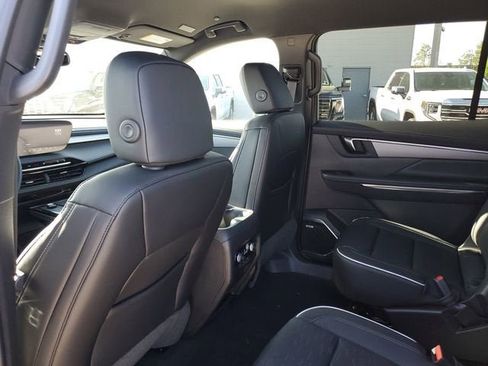 New 2026 Buick Enclave Sport Touring image 10