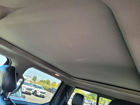 Used 2019 Ford F250 Lariat w/ Lariat Ultimate Package AWD/4WD image 11