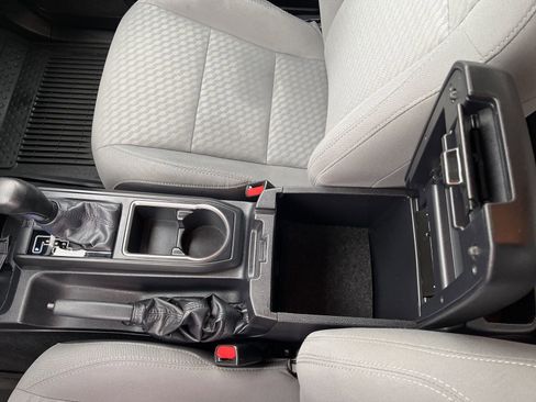 Used 2021 Toyota Tacoma SR image 38