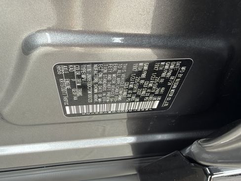 Used 2025 Nissan Rogue Platinum w/ Platinum Premium Package FWD image 48