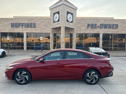 Used 2025 Hyundai Elantra SEL