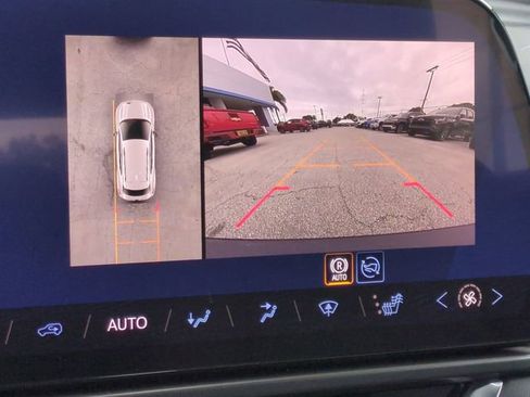 New 2026 Chevrolet Equinox EV LT image 20