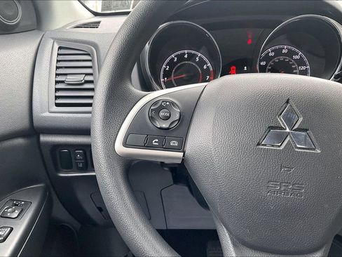 Used 2022 Mitsubishi Outlander Sport ES image 17