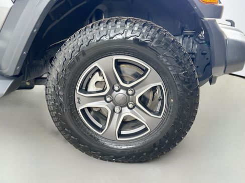 Used 2019 Jeep Wrangler Unlimited Sport S AWD/4WD image 10