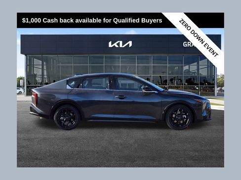 New 2025 Kia K4 GT-Line Turbo image 1