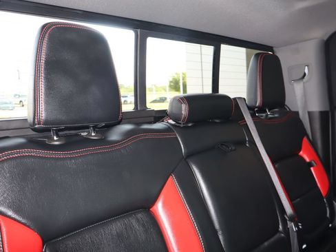 Used 2022 Chevrolet Silverado 1500 RST w/ Redline Edition AWD/4WD image 44