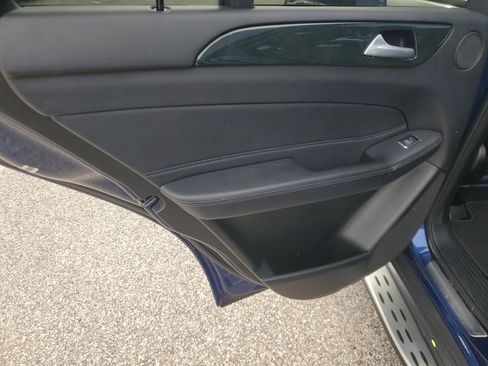 Used 2018 Mercedes-Benz GLE 350 image 19