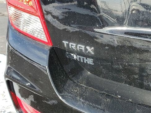 Certified 2020 Chevrolet Trax LS image 27