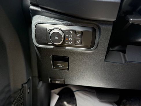Used 2025 Ford Bronco Outer Banks AWD/4WD image 26