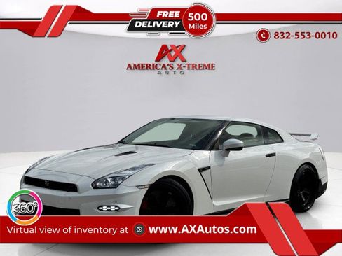 Used 2024 Nissan GT-R w/ Floor Mat Package AWD/4WD image 1