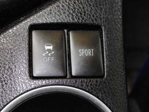 Used 2019 Toyota Corolla SE FWD image 25