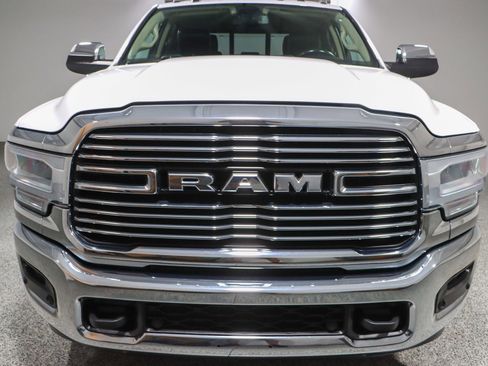 Used 2020 RAM 2500 Laramie AWD/4WD image 4