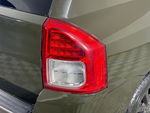 Used 2016 Jeep Compass 75th Anniversary w/ Power Value Group image 32