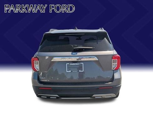 Used 2023 Ford Explorer XLT w/ Equipment Group 202A RWD image 6