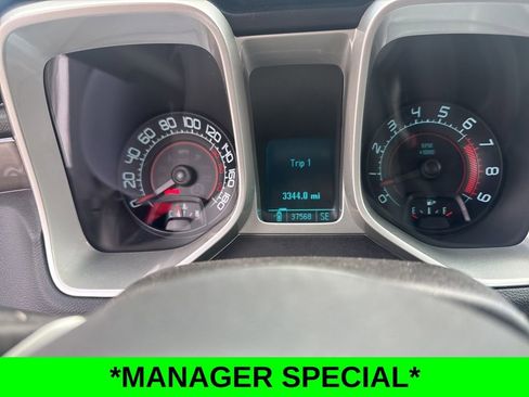 Used 2010 Chevrolet Camaro SS image 2