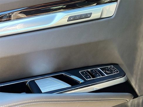 New 2026 Cadillac Escalade ESV Luxury w/ LPO, Radiant Package image 18