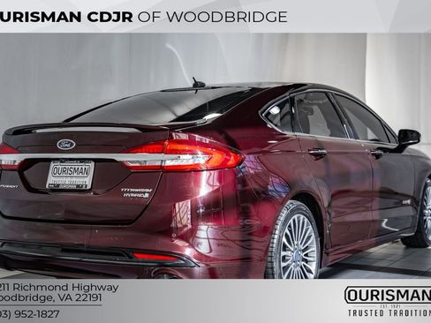 Used 2017 Ford Fusion Titanium image 5