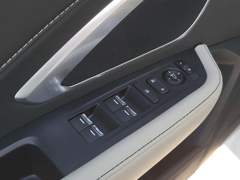 New 2026 Acura RDX SH-AWD image 16