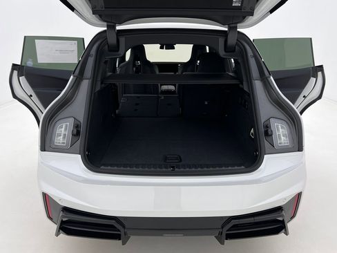 New 2026 BMW iX xDrive60 w/ M Sport Package image 7