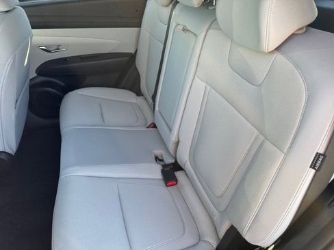 Certified 2025 Hyundai Tucson SEL image 13