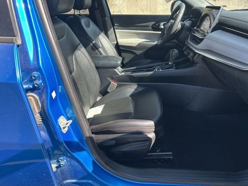 Used 2024 Jeep Compass Limited image 13