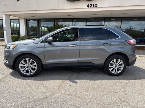 Used 2024 Ford Edge Titanium AWD/4WD image 9