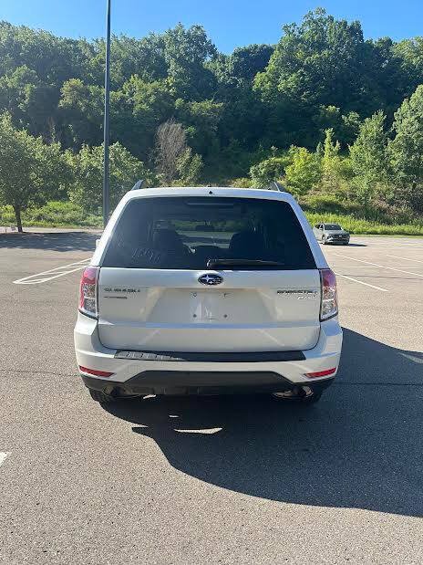 Used 2011 Subaru Forester 2.5X AWD/4WD image 5