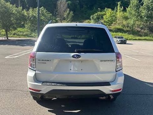 Used 2011 Subaru Forester 2.5X AWD/4WD image 5