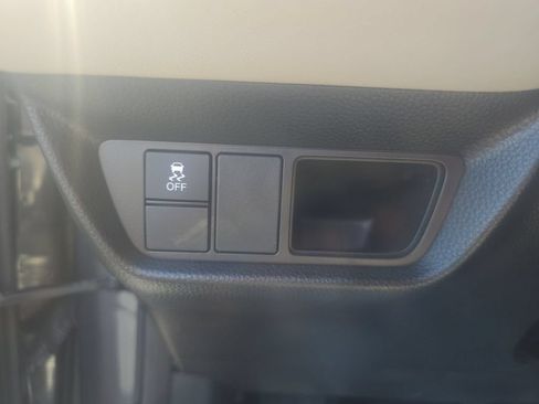 Used 2024 Honda HR-V LX image 15