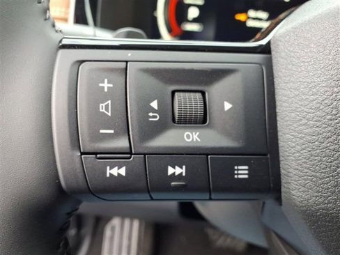 New 2026 Nissan Pathfinder Platinum image 20