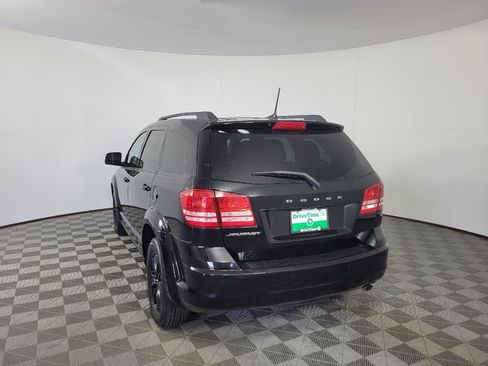 Used 2020 Dodge Journey SE w/ SE Popular Equipment Group FWD image 5