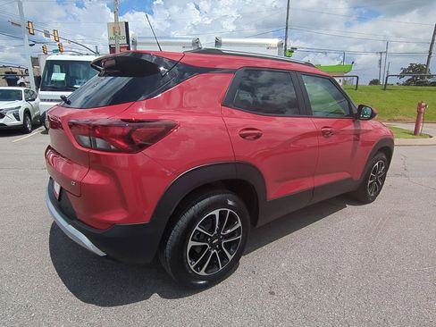 Used 2026 Chevrolet TrailBlazer LT w/ Driver Confidence Package image 8