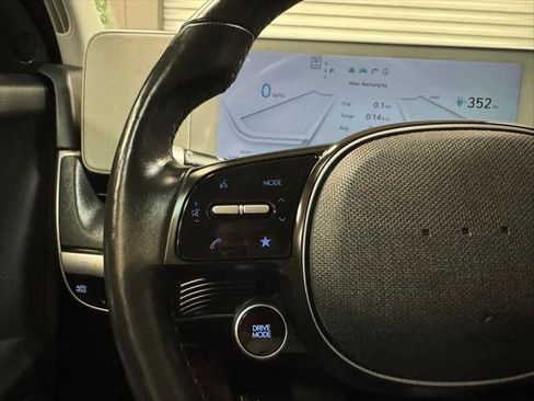 Used 2024 Hyundai Ioniq 5 SEL image 16