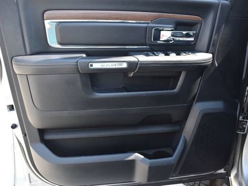 Used 2015 RAM 2500 Laramie AWD/4WD image 13