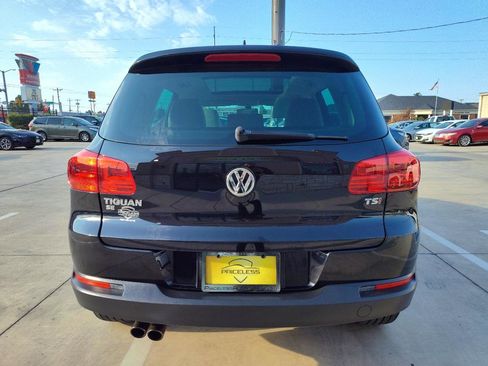 Used 2016 Volkswagen Tiguan SE FWD image 6