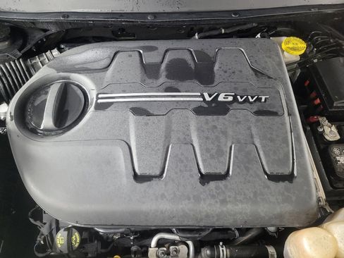 Used 2021 Jeep Cherokee Latitude Lux image 30