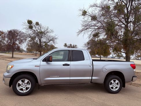Used 2007 Toyota Tundra SR5 image 8