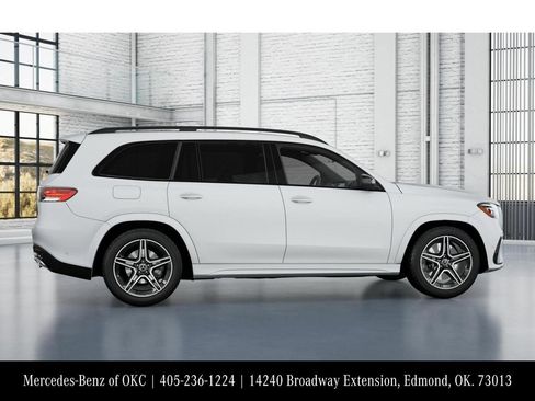 New 2026 Mercedes-Benz GLS 450 4MATIC image 17