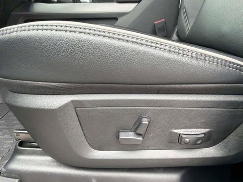New 2026 RAM 2500 Laramie AWD/4WD image 26