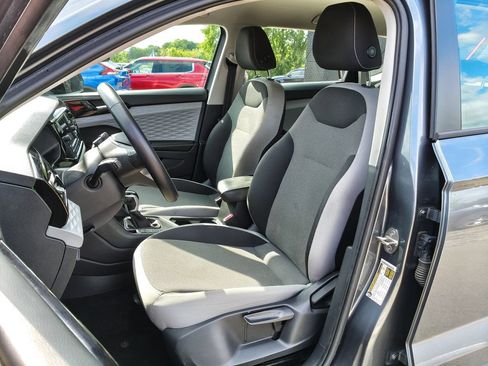 Used 2024 Volkswagen Taos S FWD image 10