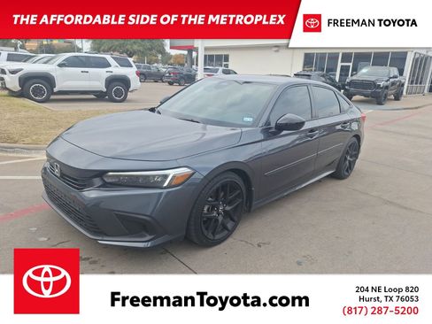 Used 2024 Honda Civic Sport image 1