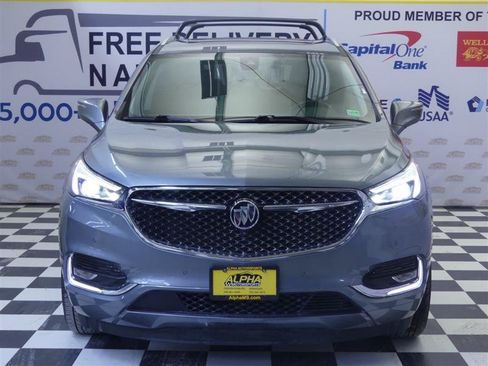 Used 2021 Buick Enclave Avenir w/ Avenir Technology Package AWD/4WD image 2