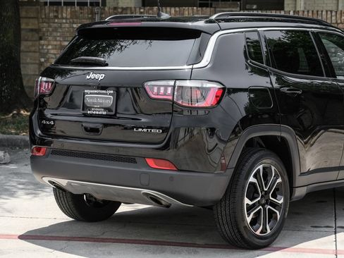 Used 2023 Jeep Compass Limited AWD/4WD image 16