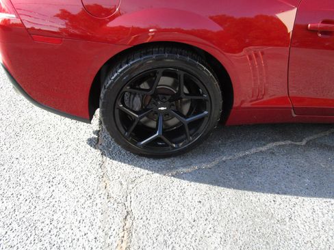 Used 2014 Chevrolet Camaro SS w/ RS Package image 18