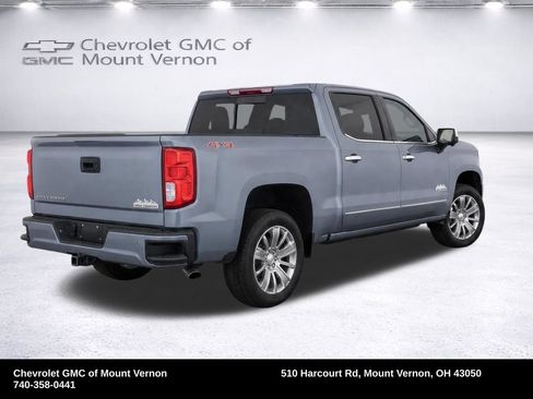 Used 2016 Chevrolet Silverado 1500 High Country w/ High Country Premium Package AWD/4WD image 25