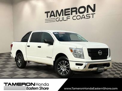 Used 2024 Nissan Titan SV w/ SV Convenience Package
